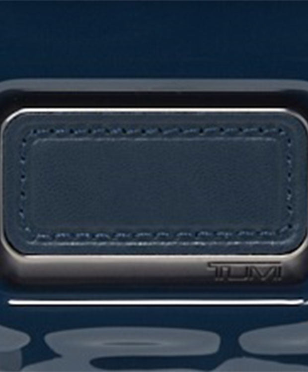 TUMI Short Trip Expandable 4 Wheeled Packing Case