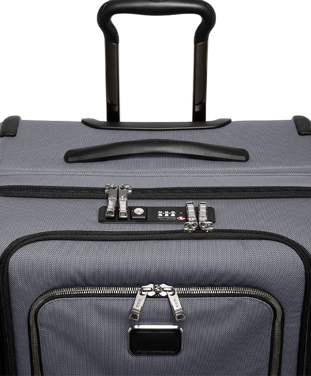 TUMI Short Trip Expandable 4 Wheeled Packing Case