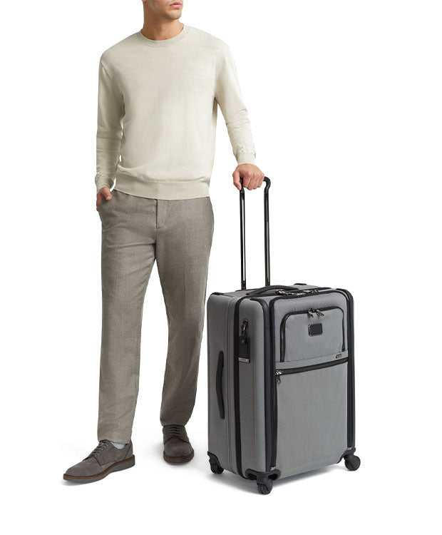 TUMI Short Trip Expandable 4 Wheeled Packing Case