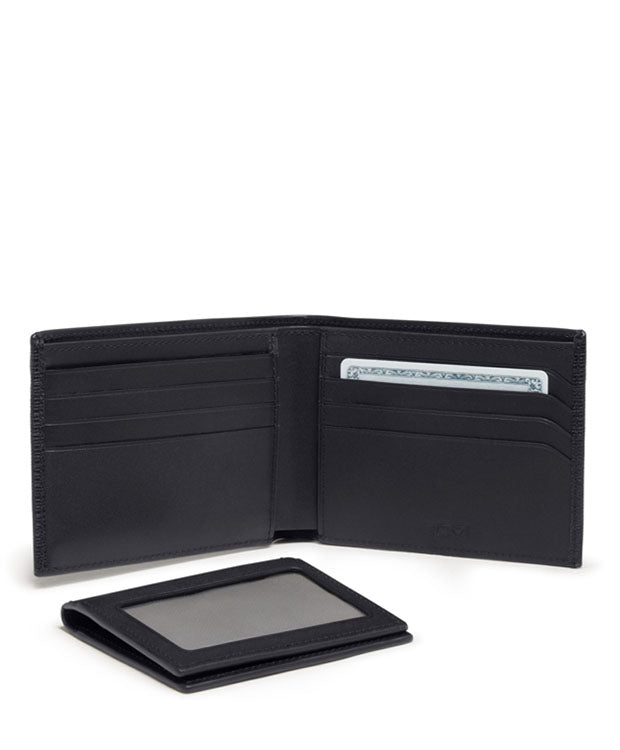 TUMI Global Removeable Passcase