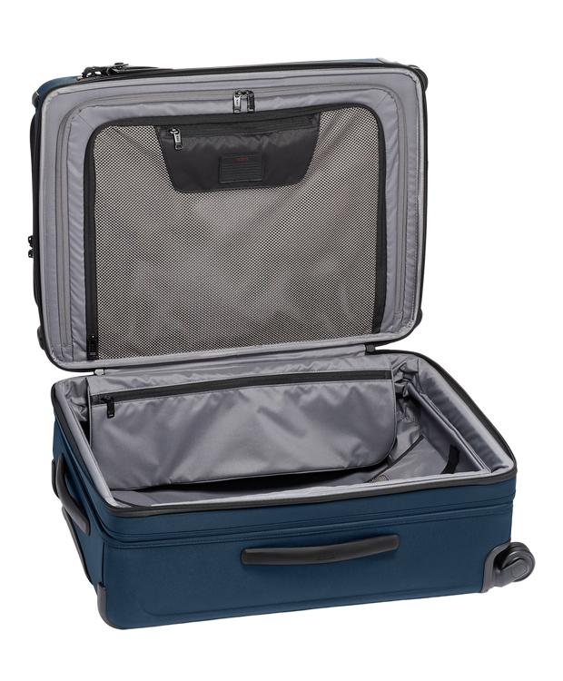 TUMI Short Trip Expandable 4 Wheeled Packing Case