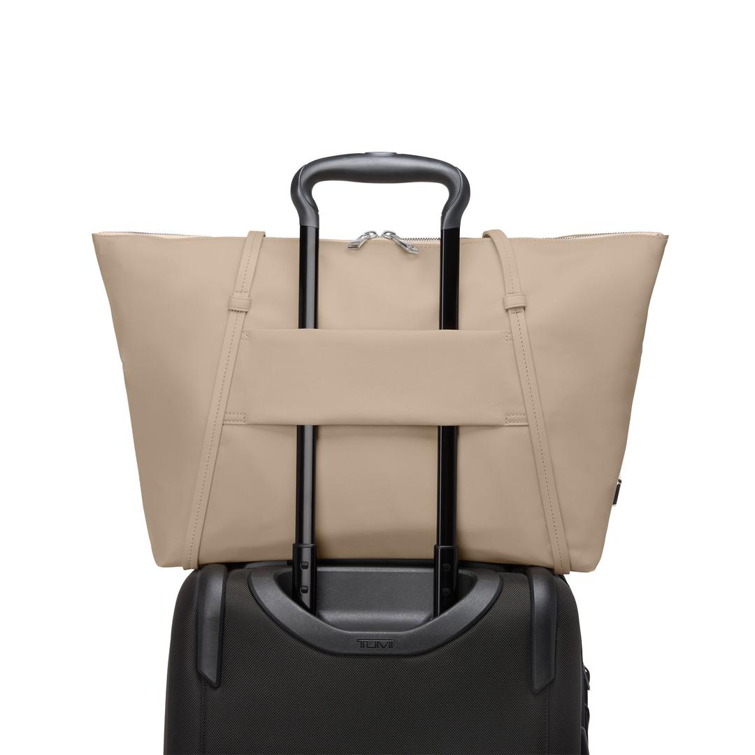 TUMI Q Tote
