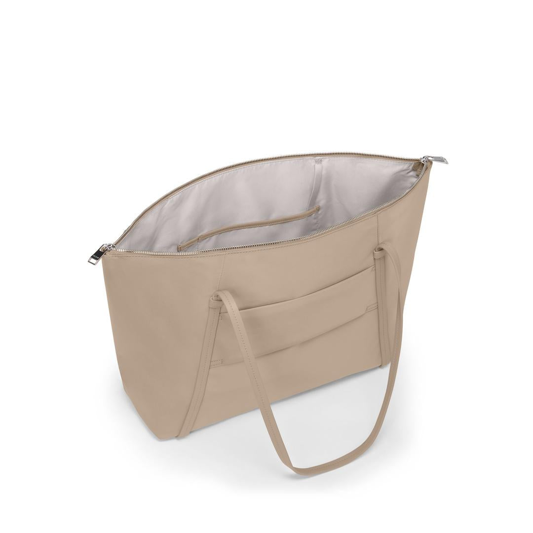 TUMI Q Tote