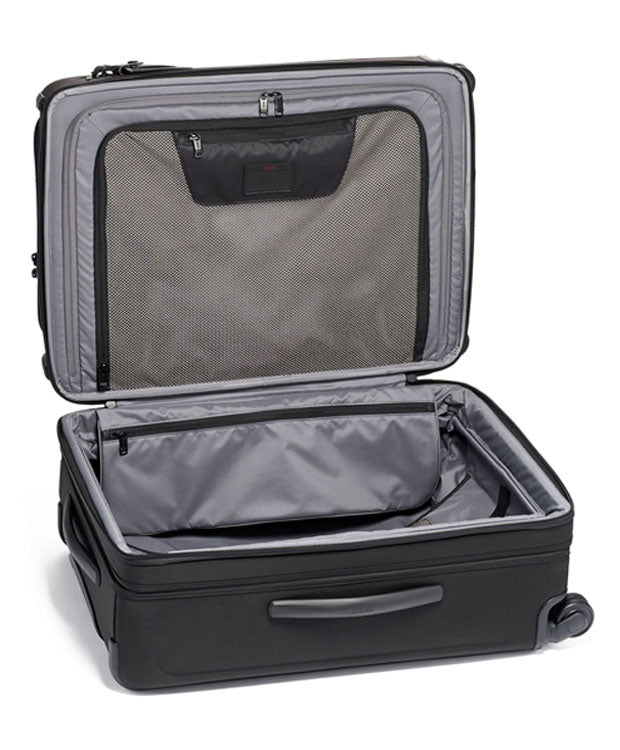 TUMI Short Trip Expandable 4 Wheeled Packing Case