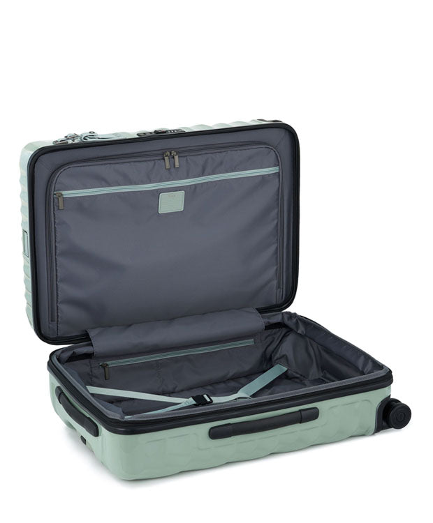 TUMI Short Trip Expandable 4 Wheeled Packing Case