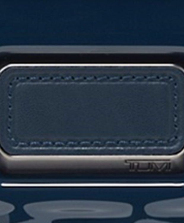 TUMI Short Trip Expandable 4 Wheeled Packing Case