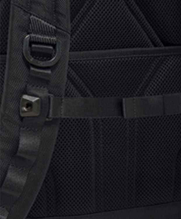 TUMI Bravo Sternum Strap