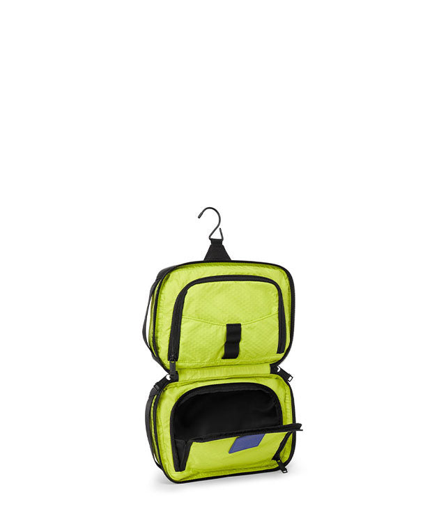 TUMI Response Travel Kit