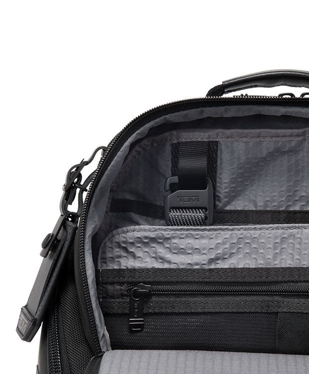 TUMI Mobile Organizer