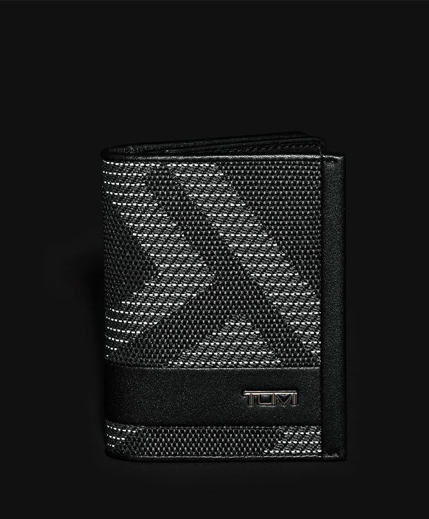 TUMI Gusseted Card Case