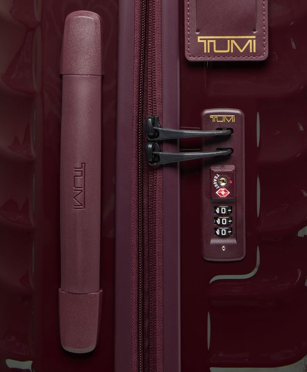 TUMI Short Trip Expandable 4 Wheeled Packing Case