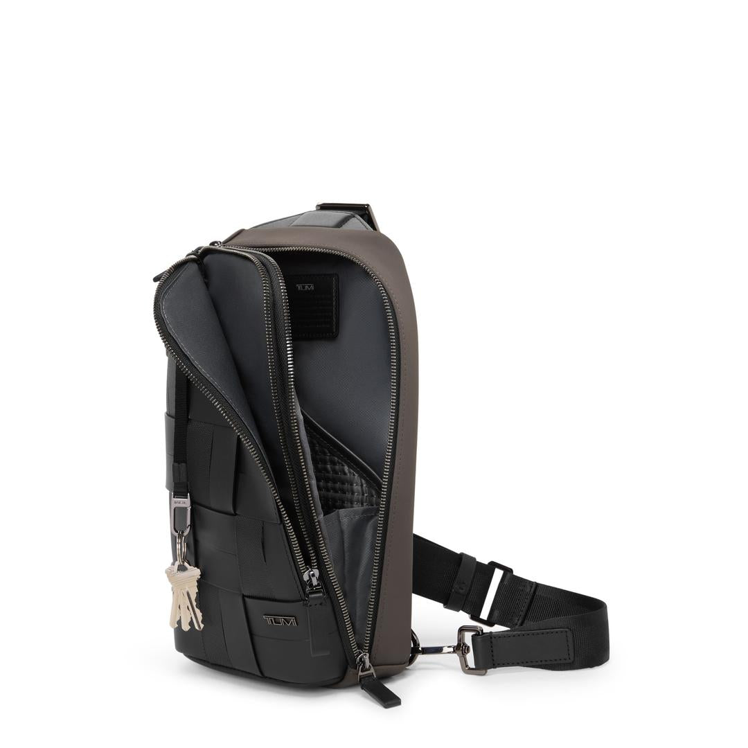 TUMI Gregory Sling